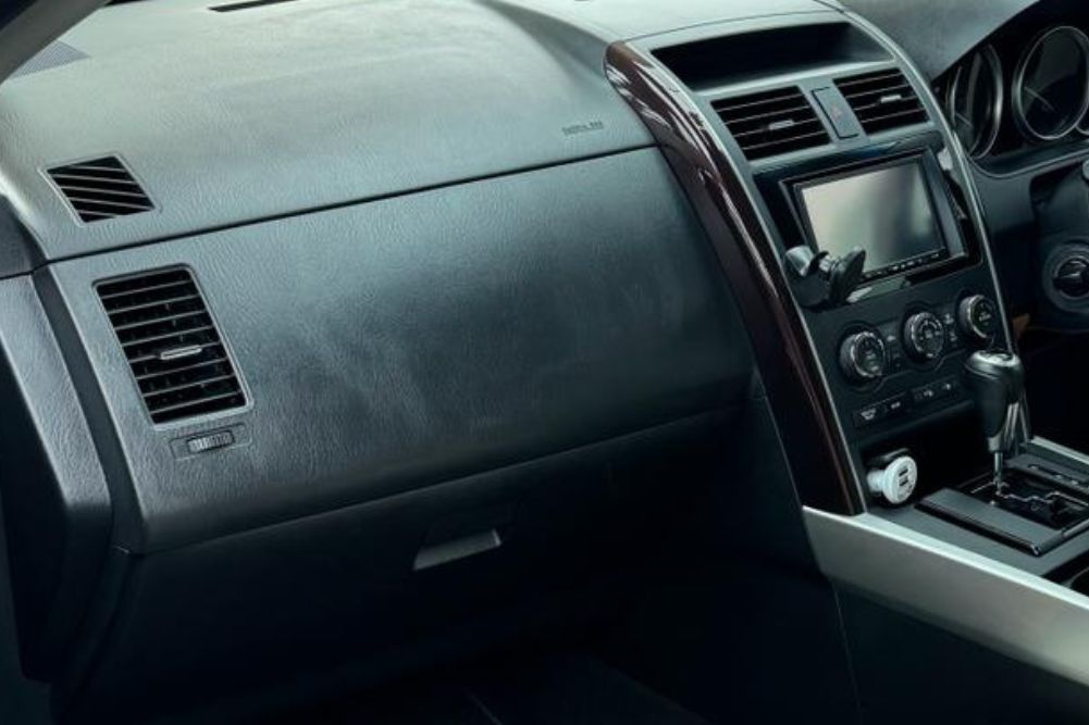 5 Signs That Your Car Air Conditioner Needs a Repair